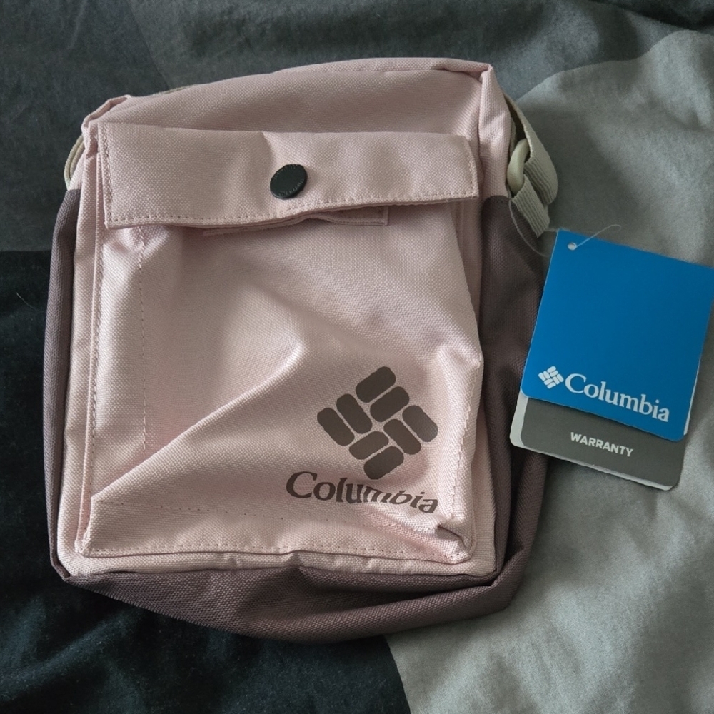 BNWT. Columbia Light Pink and Brown Crossbody Bag